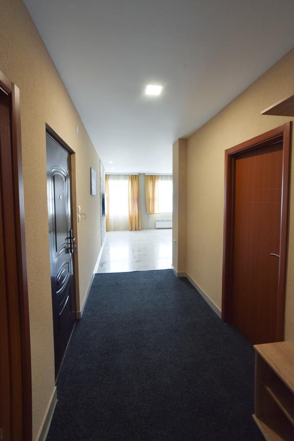City Center Apartments Pirot Eksteriør bilde