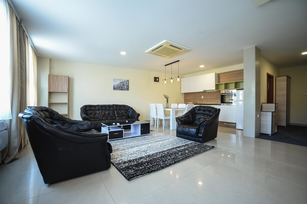 City Center Apartments Pirot Eksteriør bilde