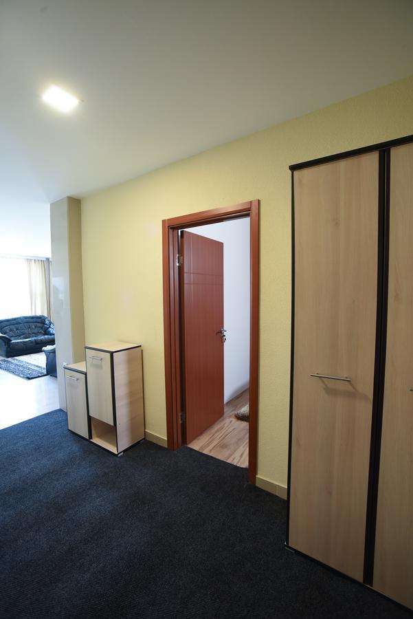 City Center Apartments Pirot Eksteriør bilde