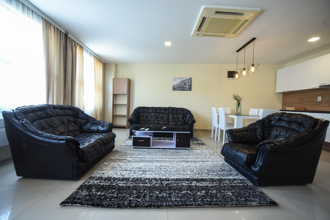 City Center Apartments Pirot Eksteriør bilde