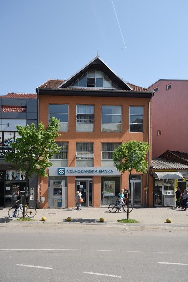 City Center Apartments Pirot Eksteriør bilde