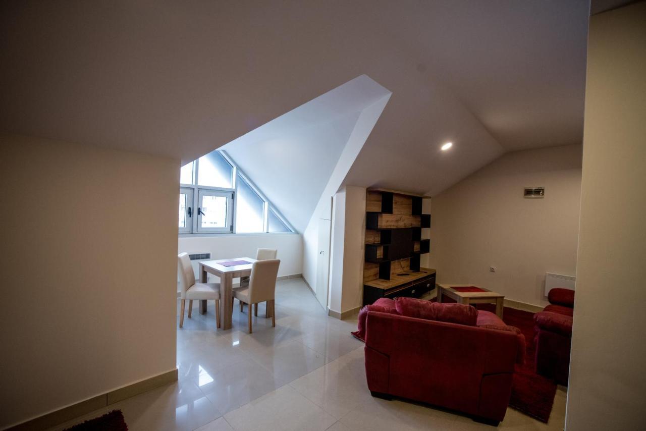 City Center Apartments Pirot Eksteriør bilde