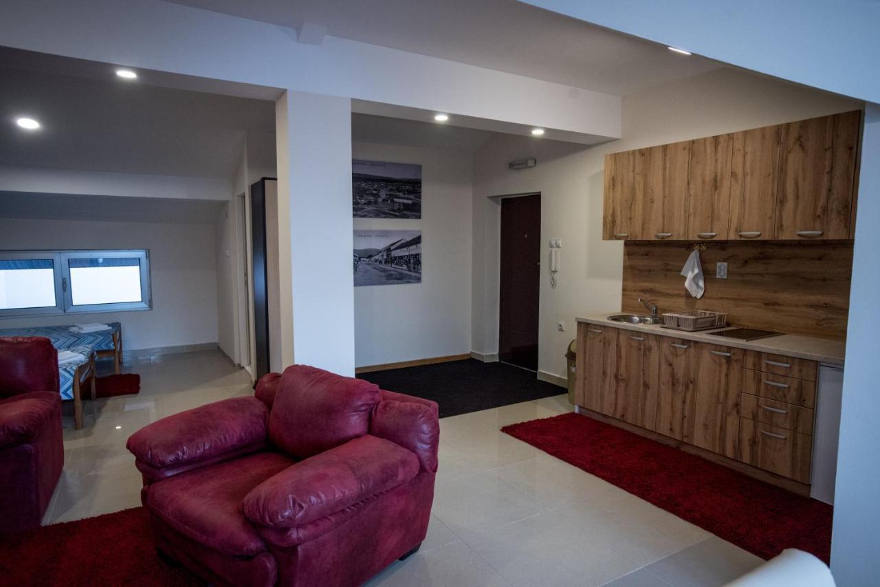 City Center Apartments Pirot Eksteriør bilde